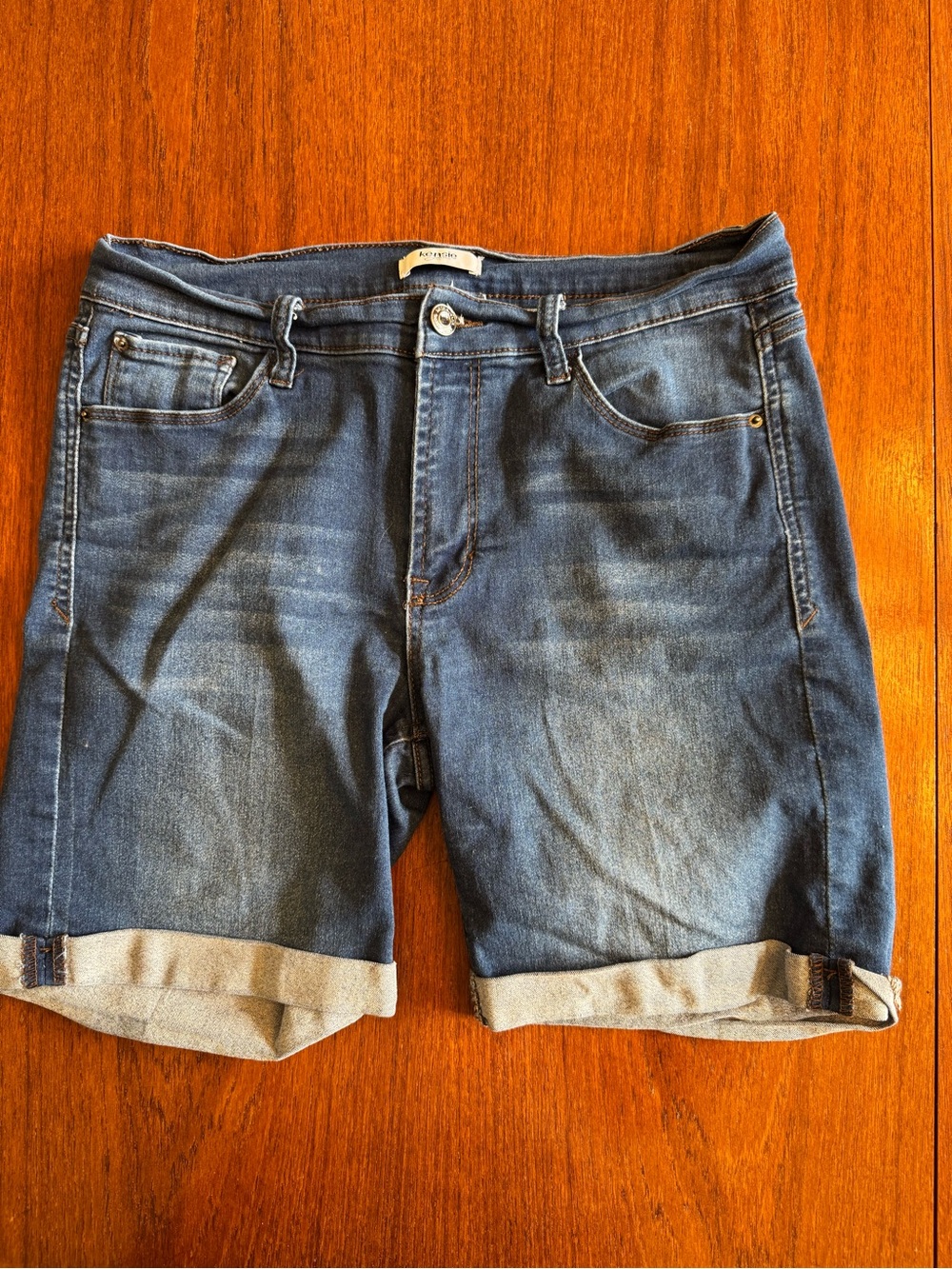Kensie Blue Rolled-Hem Denim Shorts